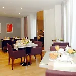 Du Parc Saint Charles 2*