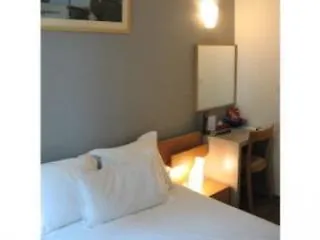Du Parc Saint Charles 2* París
