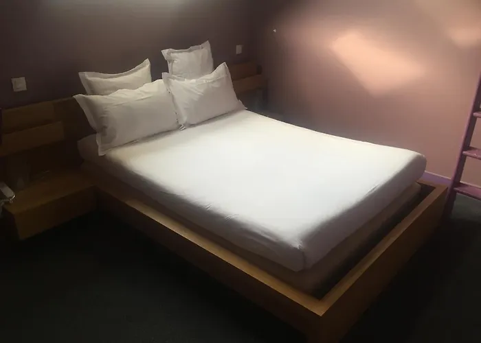 فندق Du Parc Saint Charles باريس
