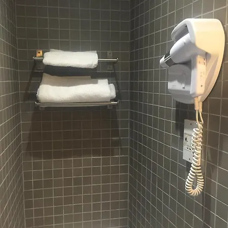 Du Parc Saint Charles Hotel 2*