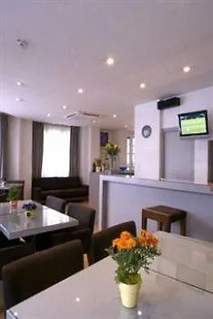 Hotel Du Parc Saint Charles 2*