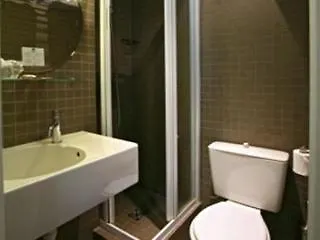 Du Parc Saint Charles Hotel 2*