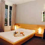 Du Parc Saint Charles 2*